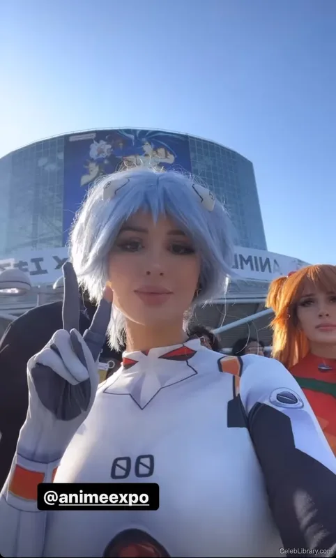 Sssniperwolf photo 1 of 1674