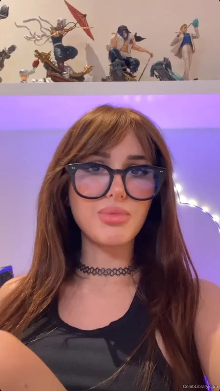 Sssniperwolf photo 14 of 1674