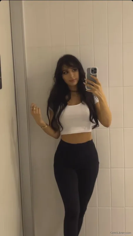 Sssniperwolf photo 22 of 1674