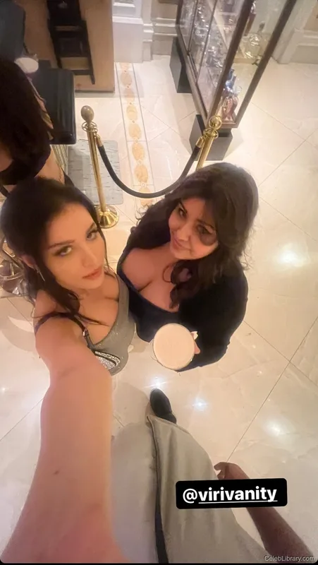 Sssniperwolf photo 23 of 1674