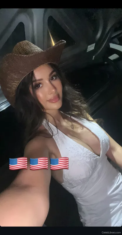 Sssniperwolf photo 24 of 1674