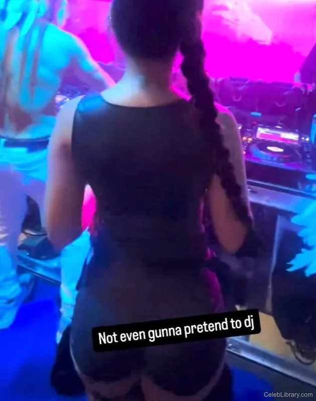 Sssniperwolf photo 21 of 1674