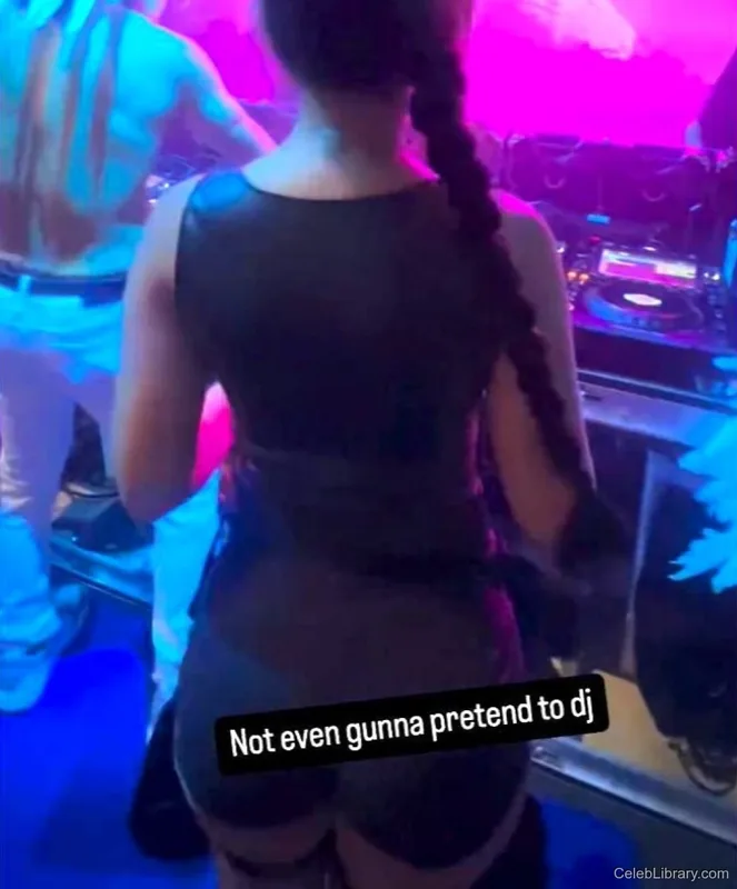 Sssniperwolf photo 24 of 1674
