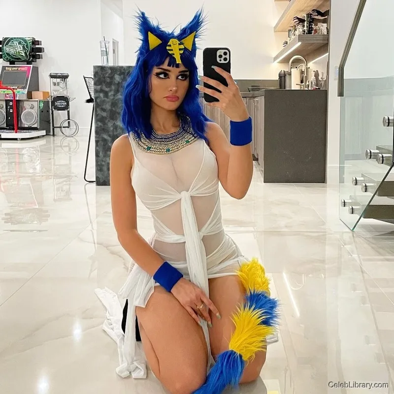 Sssniperwolf photo 12 of 1674