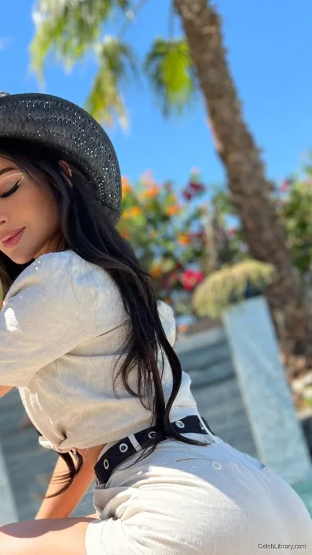 Sssniperwolf photo 22 of 1674