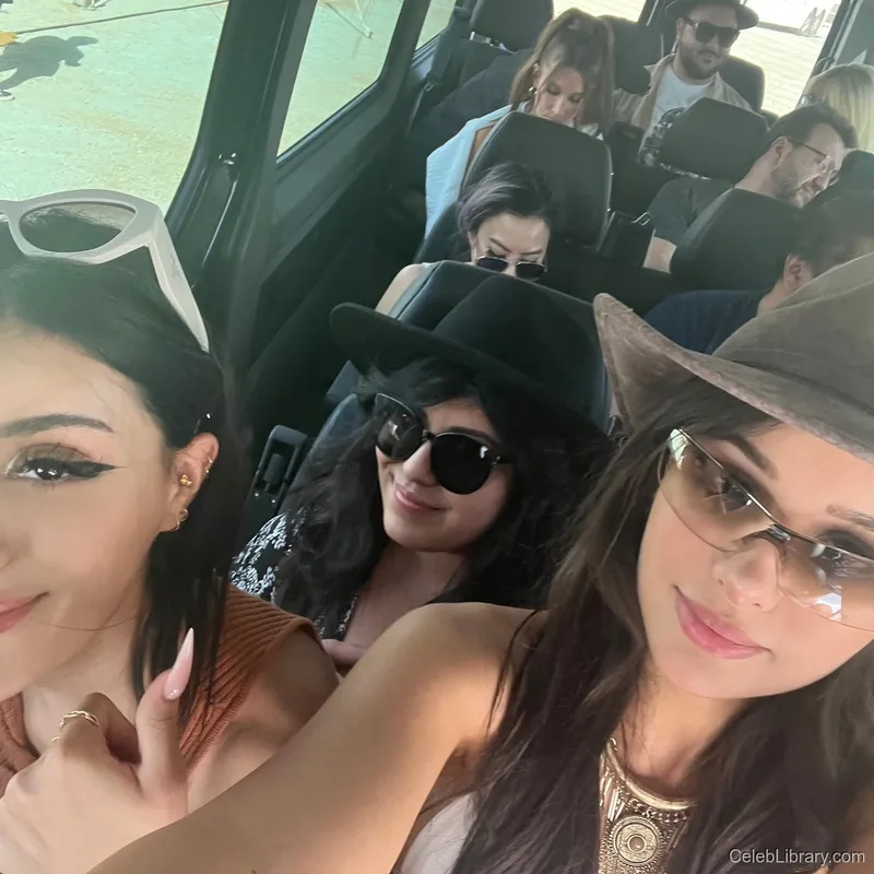 Sssniperwolf photo 6 of 1674