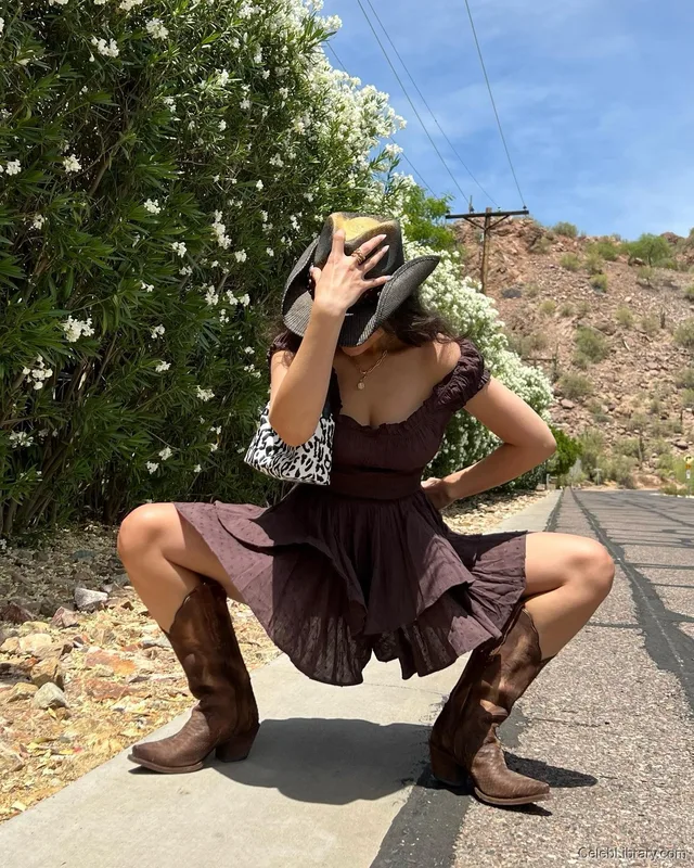 Sssniperwolf photo 9 of 1674
