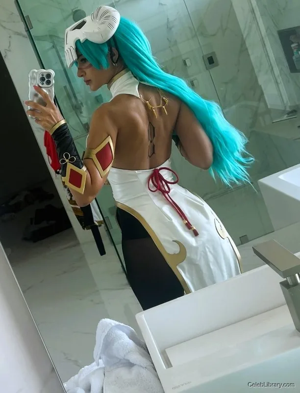 Sssniperwolf photo 2 of 1674