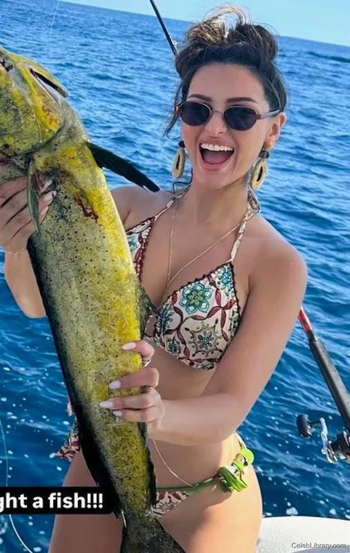 Sssniperwolf photo 5 of 1674