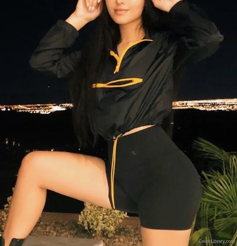 Sssniperwolf photo 6 of 1674
