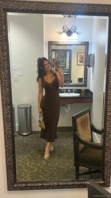 Sssniperwolf photo 12 of 1674