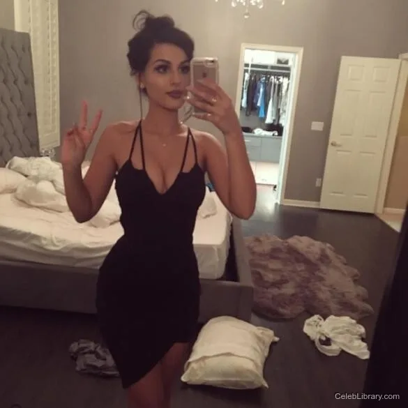 Sssniperwolf photo 12 of 1674