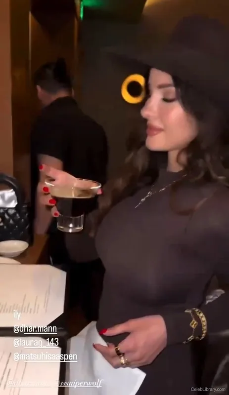 Sssniperwolf photo 19 of 1674