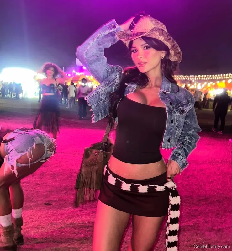 Sssniperwolf photo 12 of 1674
