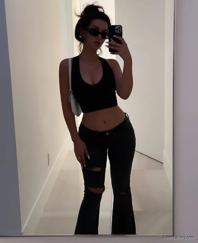 Sssniperwolf photo 6 of 1674