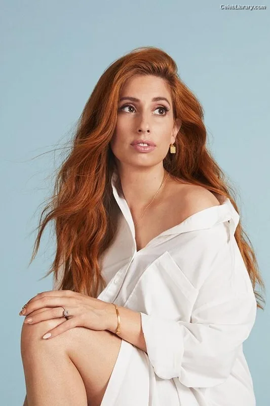 Stacey Solomon photo 3 of 28