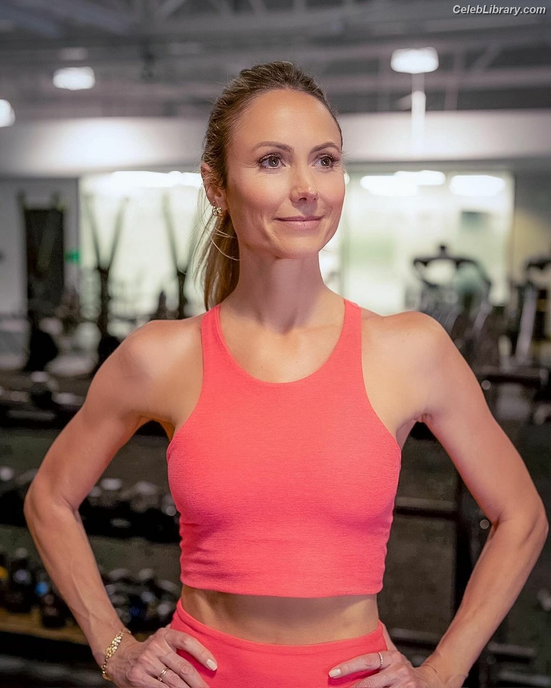 Stacy Keibler photo 4 of 786