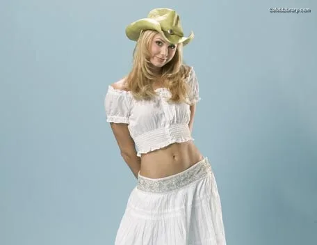 Stacy Keibler photo 3 of 786