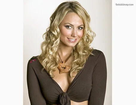 Stacy Keibler photo 4 of 786