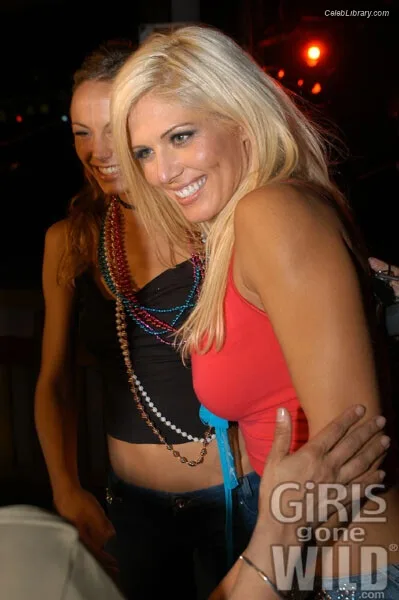 Stacy Keibler photo 3 of 786