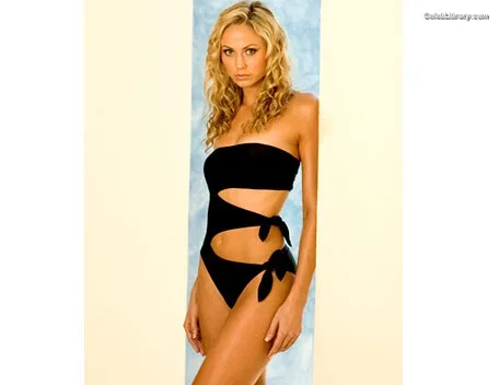 Stacy Keibler photo 21 of 786