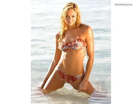 Stacy Keibler photo 12 of 786