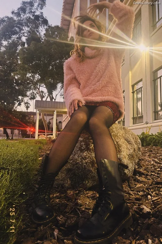 Stana Katic photo 17 of 107