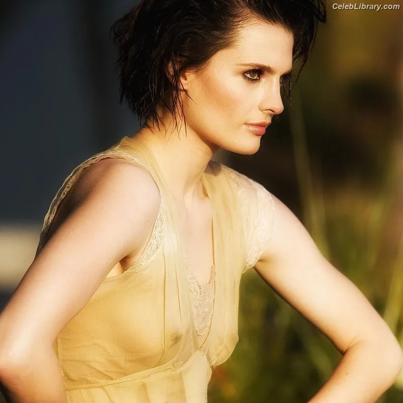 Stana Katic photo 11 of 107