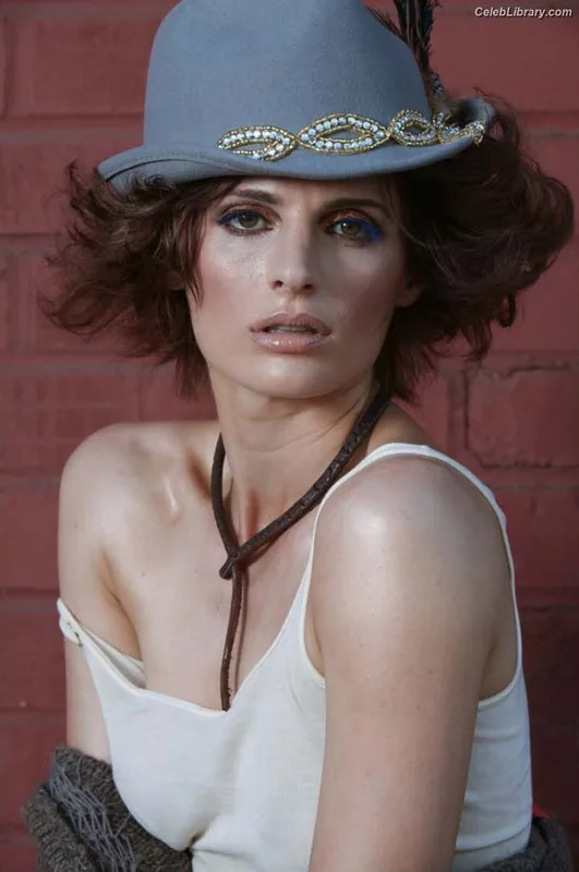 Stana Katic photo 9 of 107