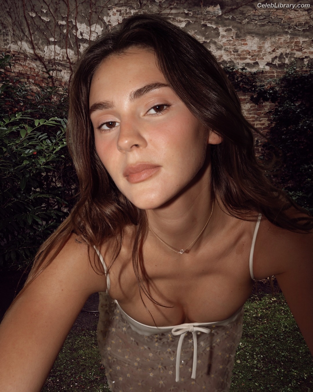 Stefanie Giesinger photo 8 of 289