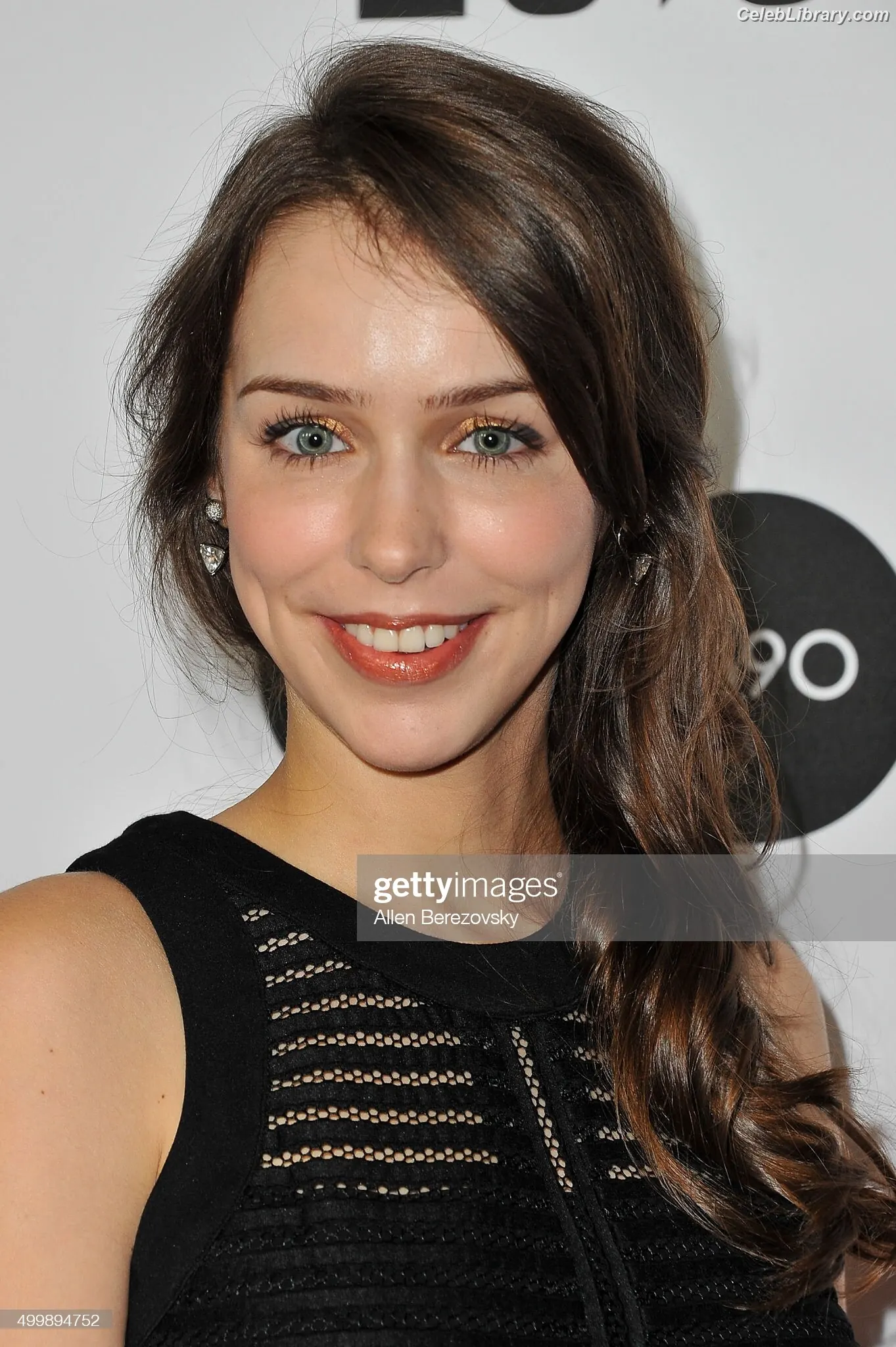 Stefanie Joosten photo 10 of 192