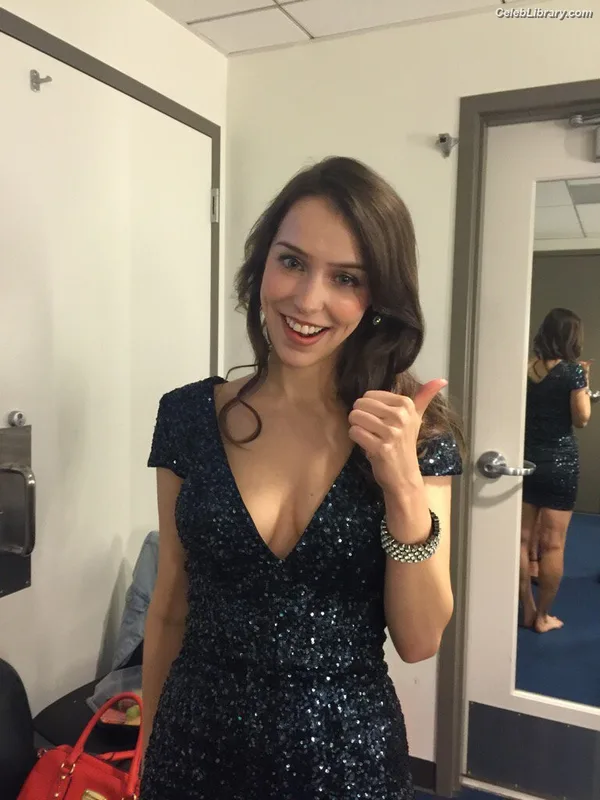Stefanie Joosten photo 6 of 192
