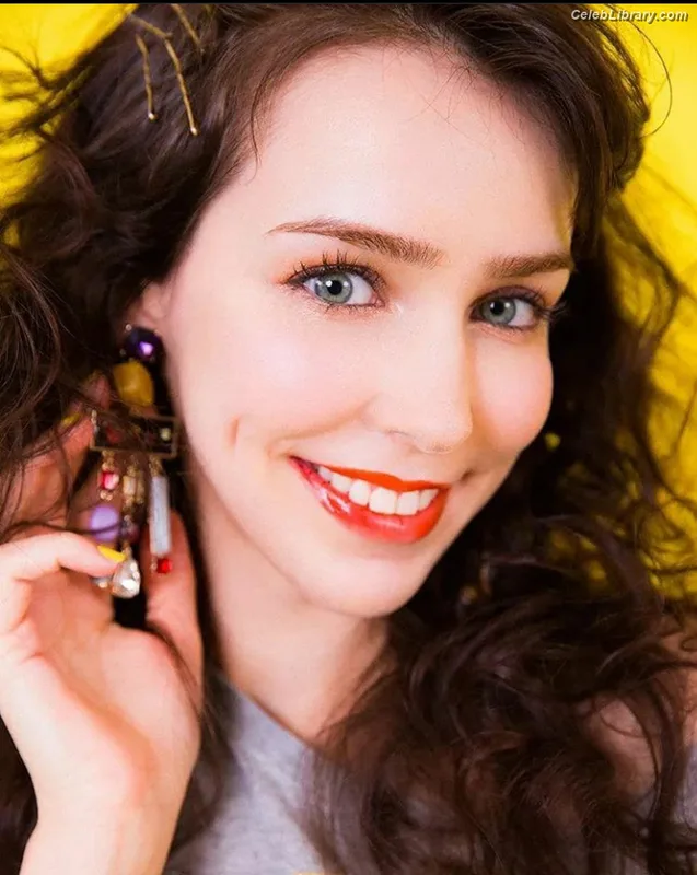 Stefanie Joosten photo 18 of 192