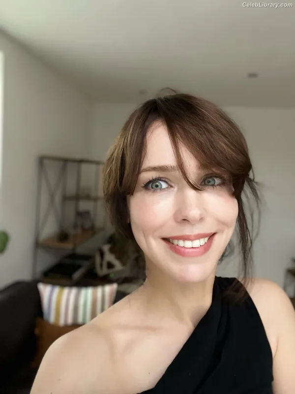 Stefanie Joosten photo 6 of 192