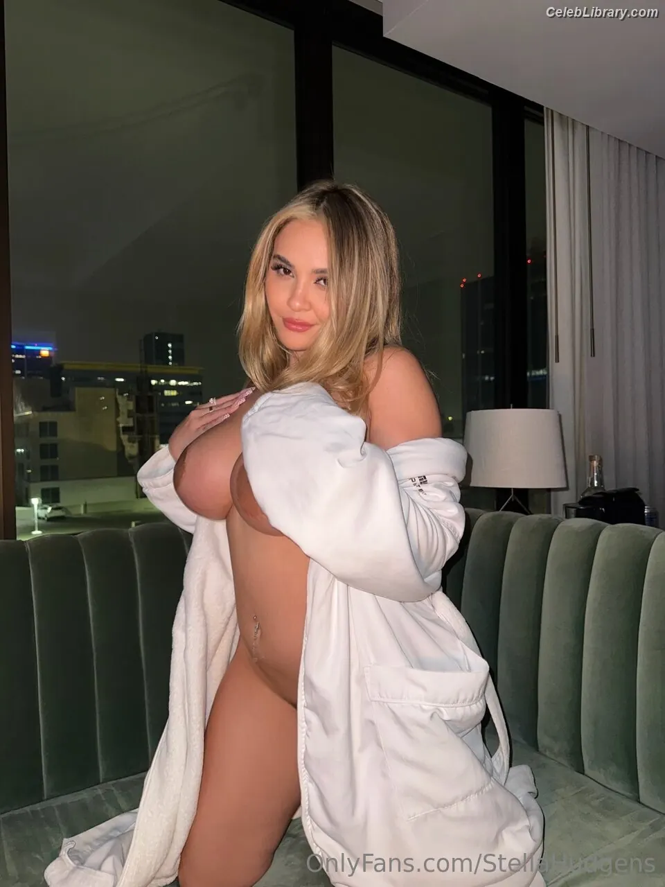 Stella Hudgens photo 13 of 1914
