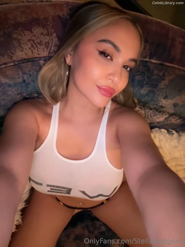 Stella Hudgens photo 8 of 1911