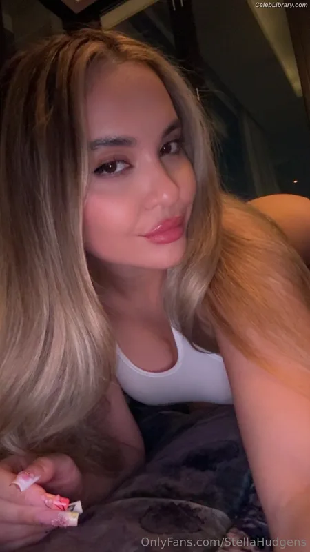 Stella Hudgens photo 22 of 1911
