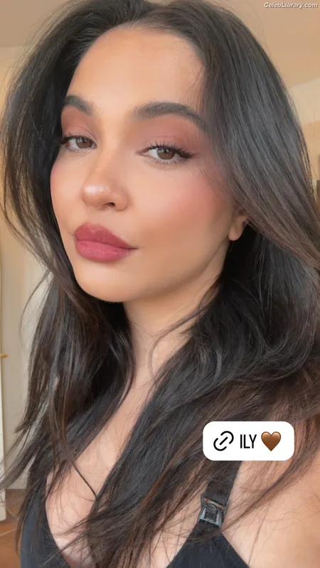 Stella Hudgens photo 4 of 1911