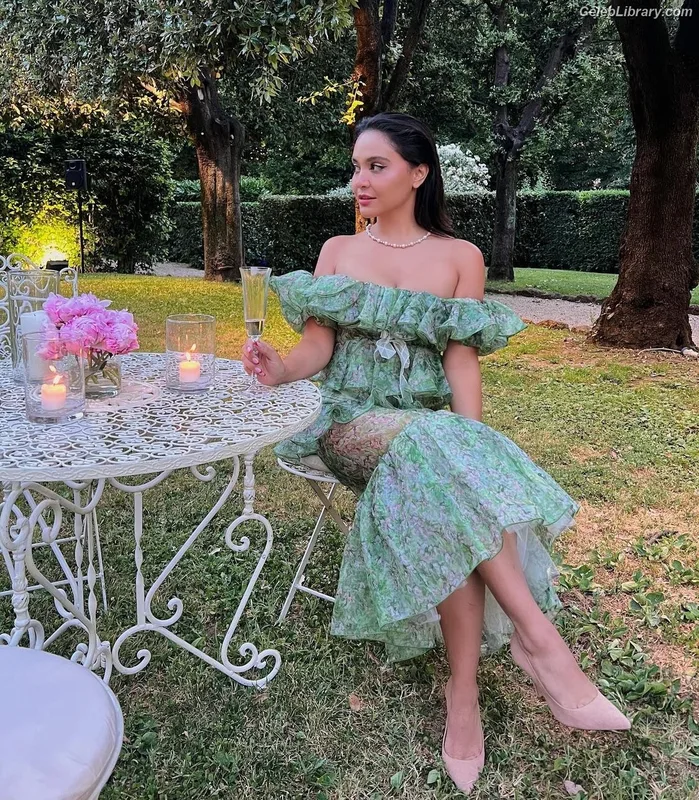 Stella Hudgens photo 13 of 1911