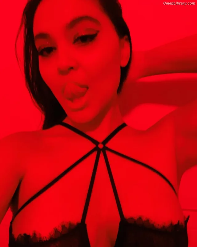 Stella Hudgens photo 7 of 1911