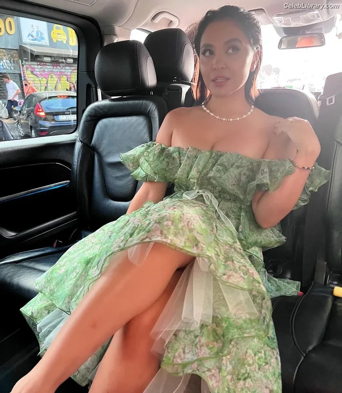 Stella Hudgens photo 12 of 1911