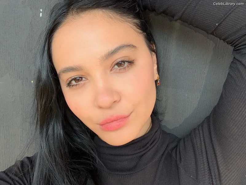 Stella Hudgens photo 1 of 1911