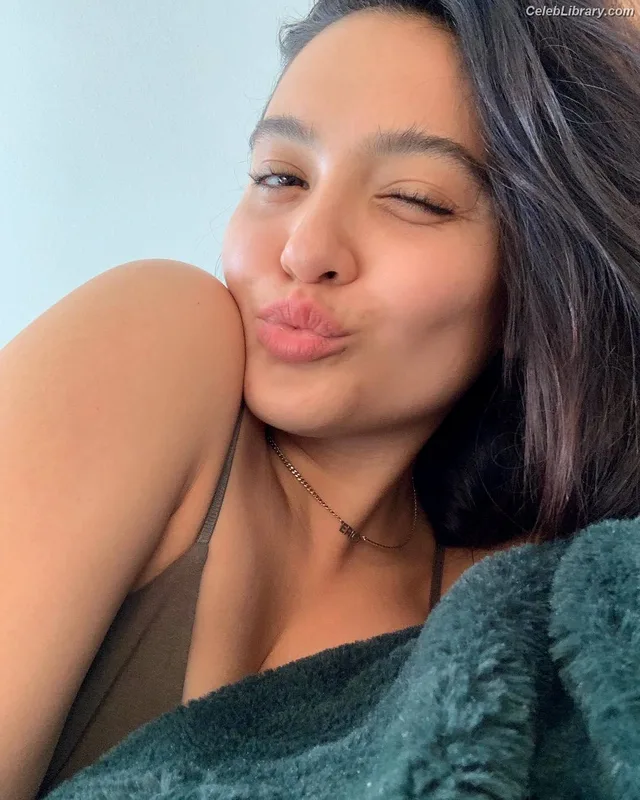 Stella Hudgens photo 5 of 1911