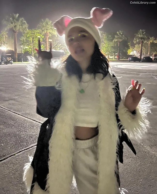 Stella Hudgens photo 4 of 1911