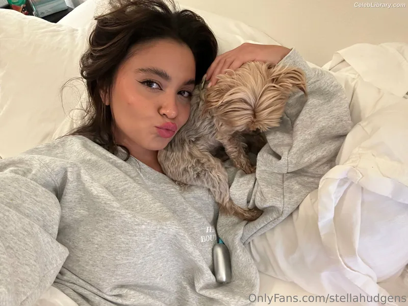 Stella Hudgens photo 19 of 1911