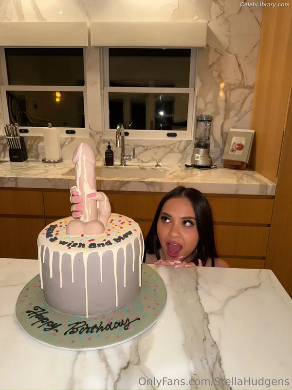 Stella Hudgens photo 23 of 1911