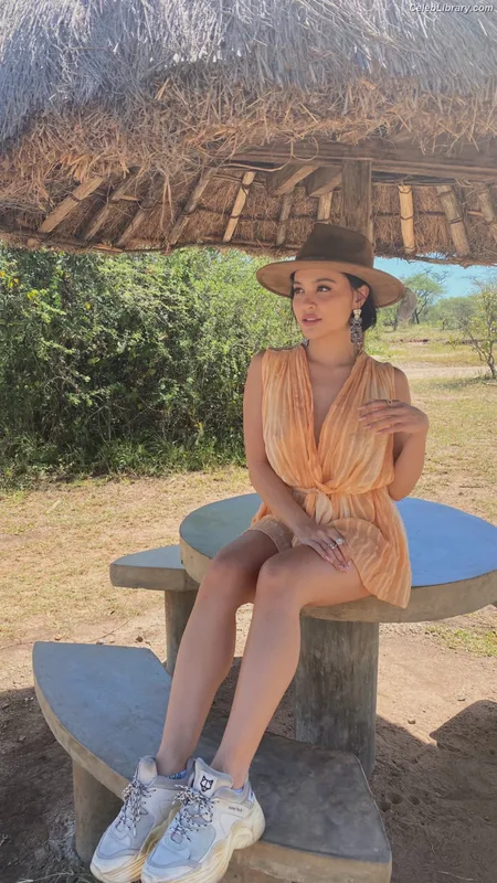 Stella Hudgens photo 15 of 1911