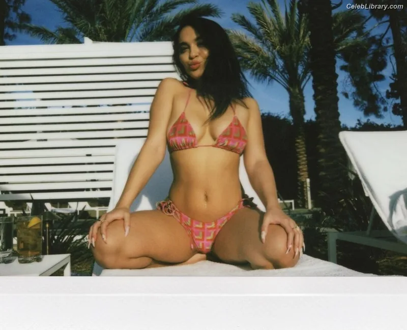 Stella Hudgens photo 3 of 1911