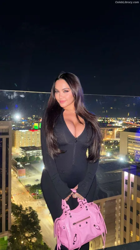 Stella Hudgens photo 23 of 1911