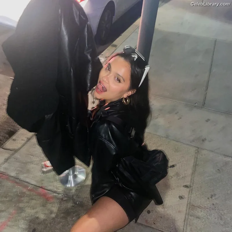 Stella Hudgens photo 8 of 1911